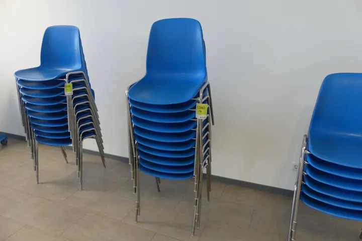 10x Besucherstuhl
